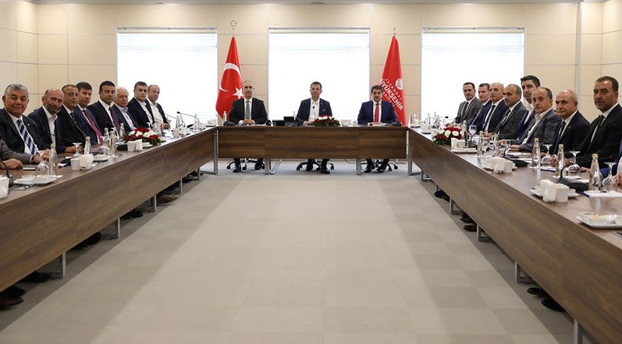 İstanbul’un belediye başkanları ‘ortak masada’ buluştu