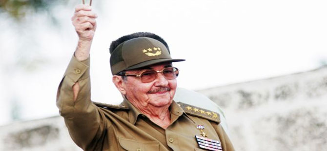 Twitter Raul Castro’nun hesabını kapattı
