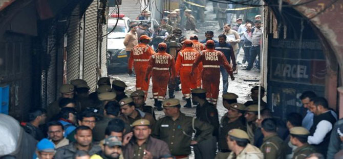 Hindistan’da fabrika yangını: En az 43 kişi hayatını kaybetti