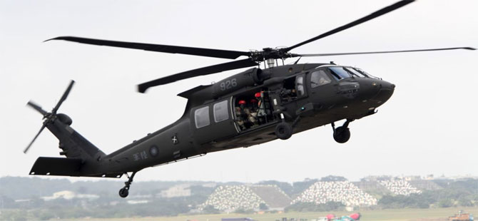 Tayvan’da askeri yetkilileri taşıyan helikopter düştü: Genelkurmay Başkanı hayatını kaybetti