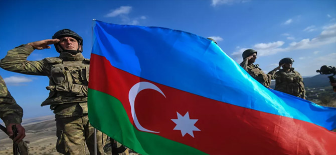 Azerbaycan ordusu 27 yıl sonra Kelbecer’de