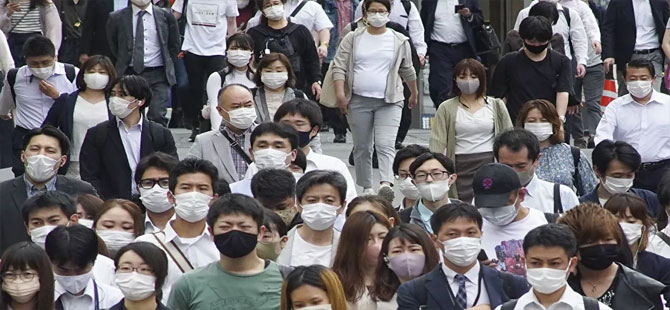 Tokyo’da koronavirüse karşı ağustos sonuna kadar olağanüstü hal gündemde