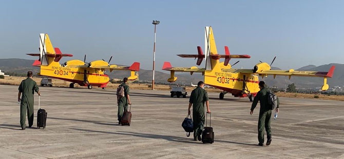 İspanya Büyükelçiliği: İki uçağımız 260 ton su attı