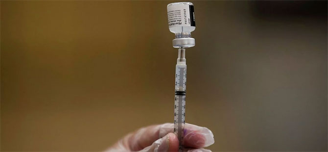 Covid-19 aşısının geliştiricisi evinde öldürüldü