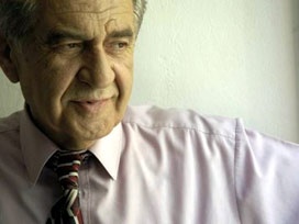 Prof. Dr. Ünsal Oskay hayatını kaybetti