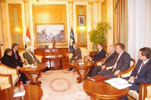 Mısır Cumhurbaşkanı yardımcısı Kosova'da