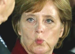 Merkel, dayanışma fonu önerdi