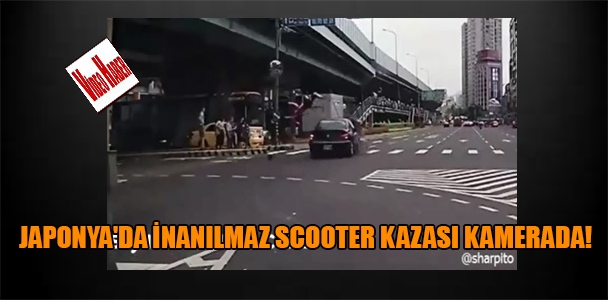 Japonya'da inanılmaz scooter kazası kamerada!