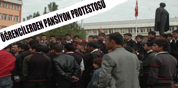 Öğrencilerden Pansiyon Protestosu