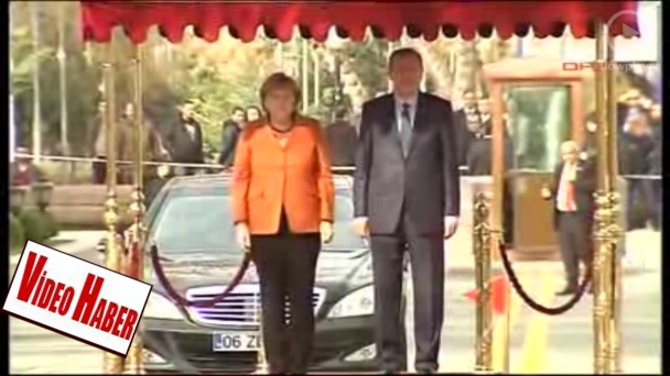 Erdoğan'da​n Merkel'e resmi tören