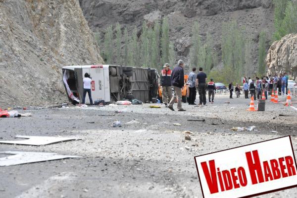 Erzurum'da trafik kazası: 3 ölü 25 yaralı